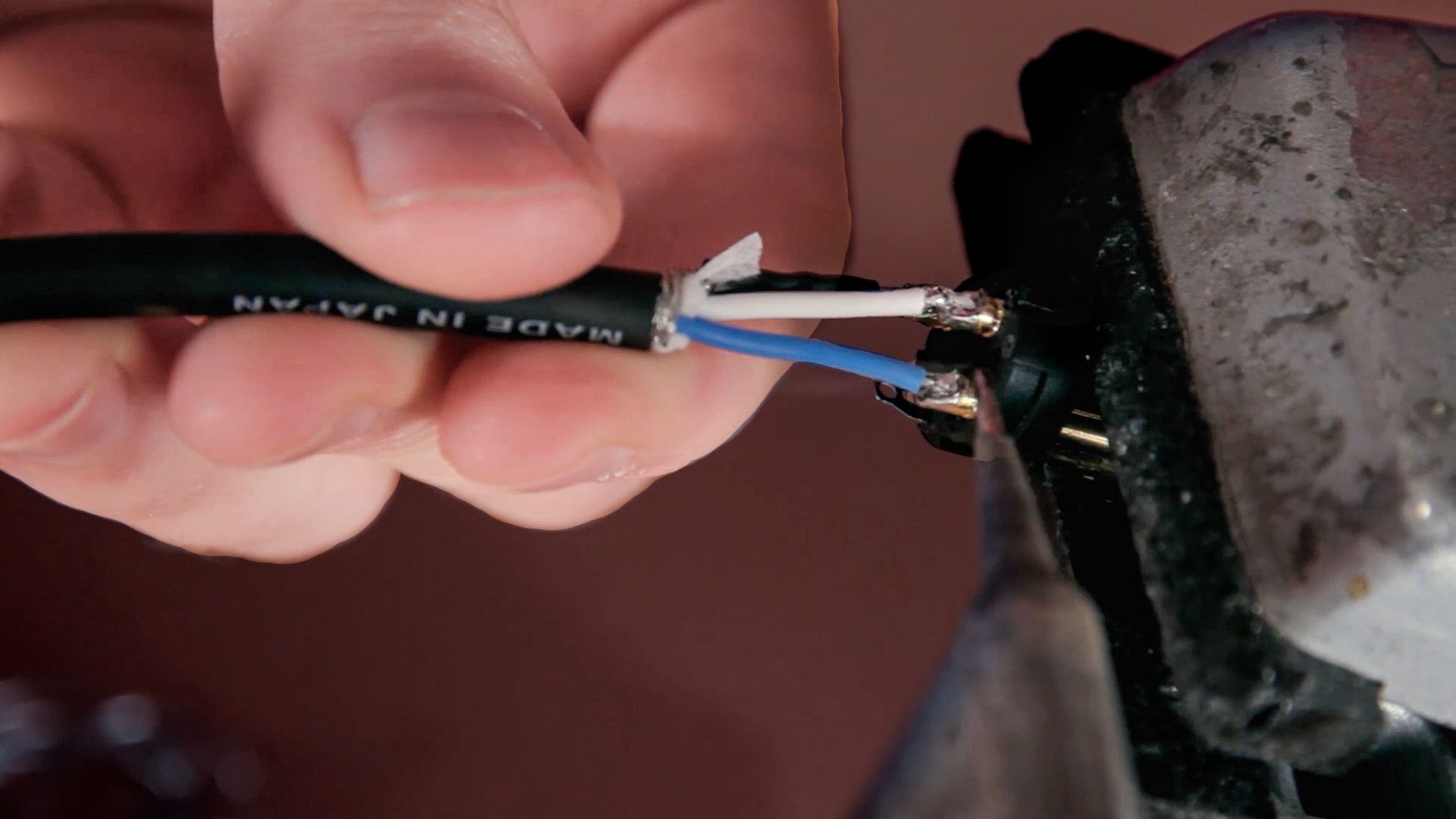 Soldering an XLR cable